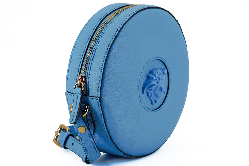 Runde Umhängetasche aus blauem Versace-Chic-Leder