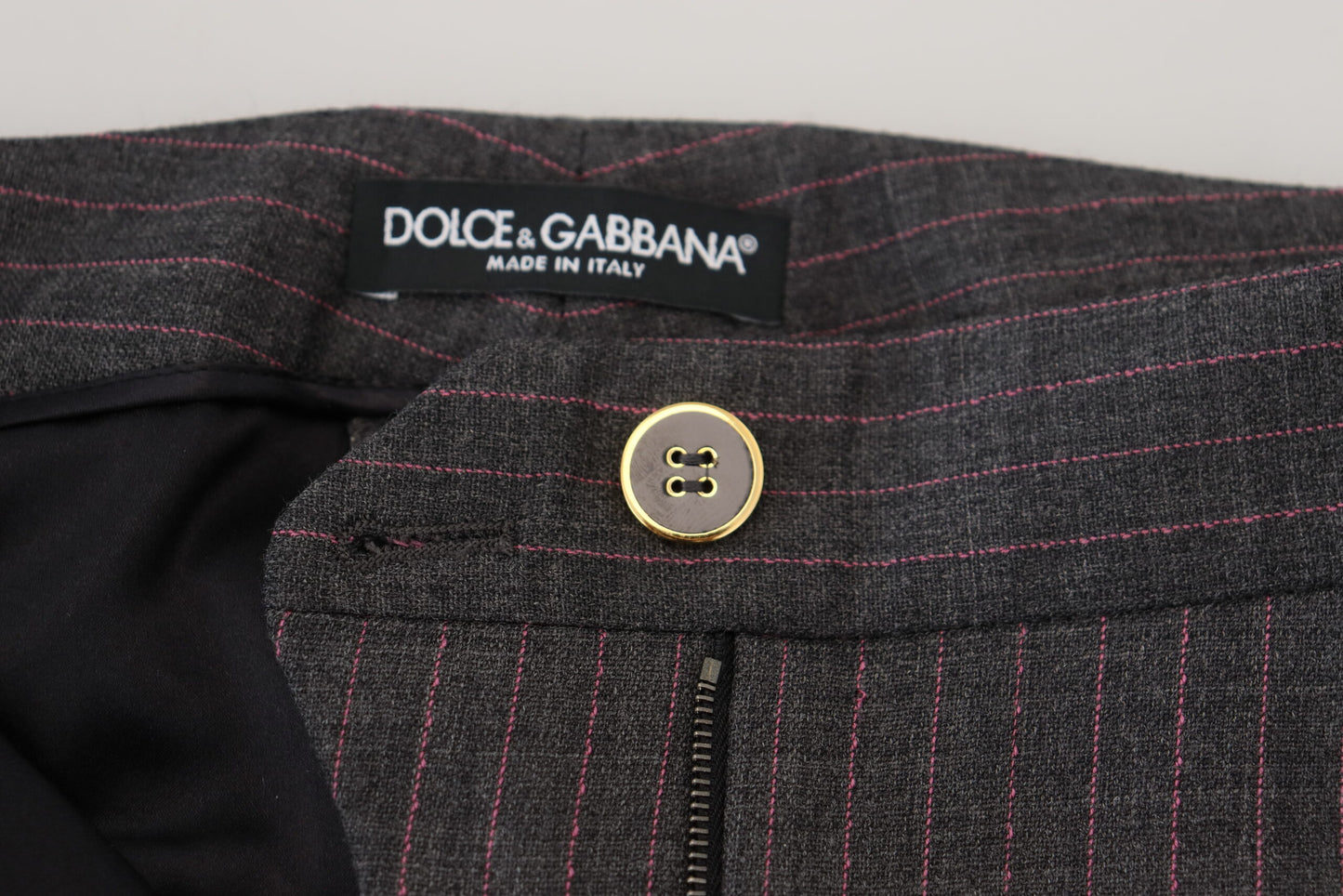 Pantaloni affusolati eleganti a righe grigie di Dolce & Gabbana