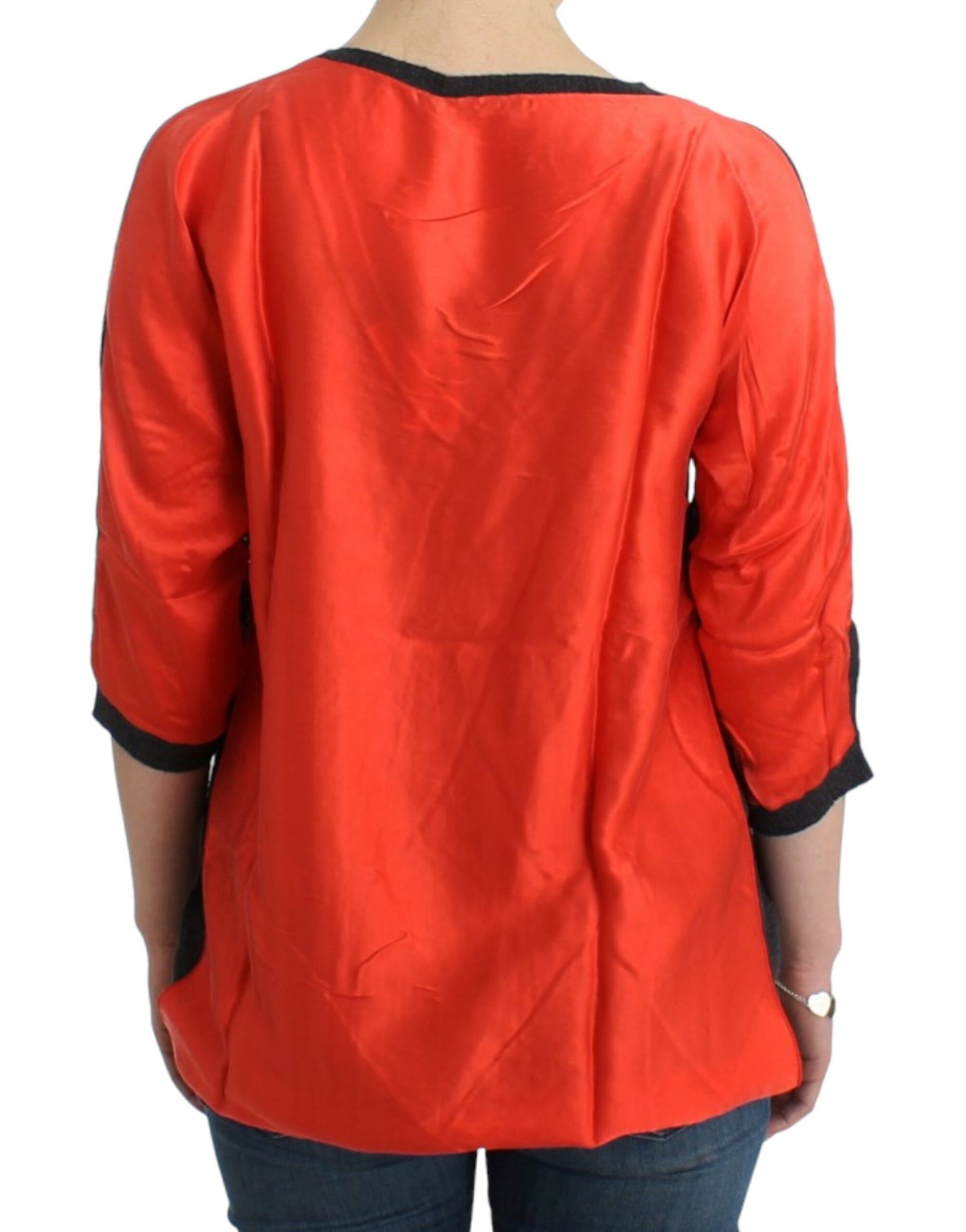 Costume National – Schicker, kurzärmliger Pullover aus Alpaka-Mischgewebe mit V-Ausschnitt