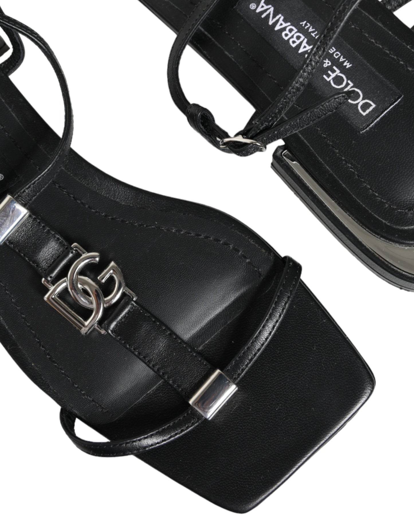 Dolce & Gabbana – Keira – Sandalen mit Knöchelriemen aus schwarzem Leder mit Logo