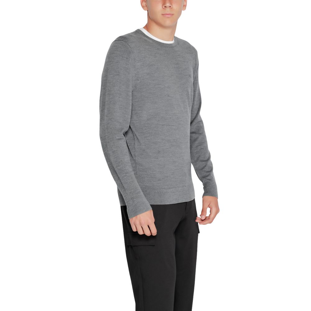 Calvin Klein – Graues T-Shirt aus recycelter Wolle