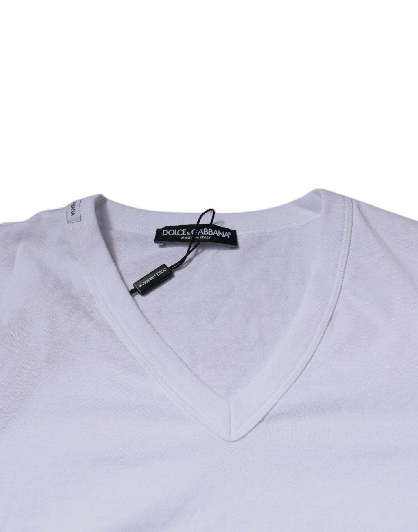 Dolce & Gabbana – Weißes T-Shirt aus Baumwolle mit V-Ausschnitt und kurzen Ärmeln