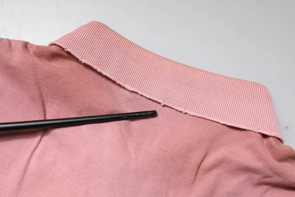 Dolce & Gabbana – Kurzärmliges Poloshirt mit rosa Kronenkragen