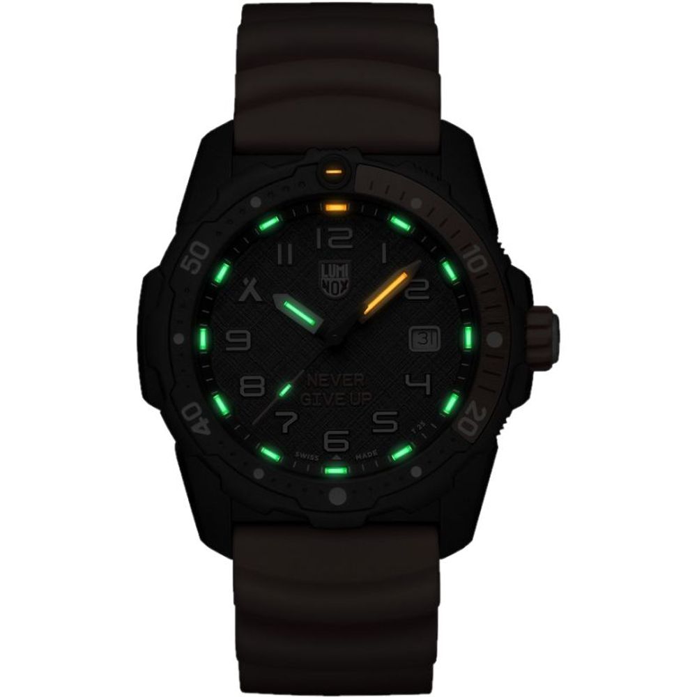 Luminox Orangefarbene Kautschukuhr