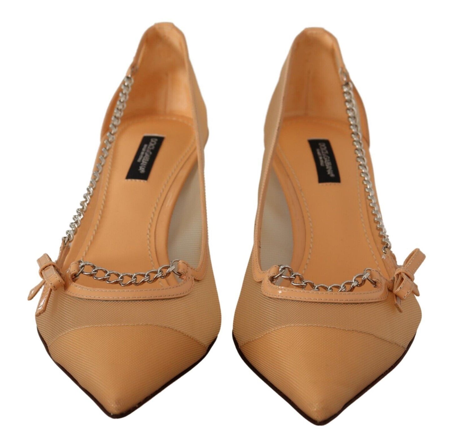 Elegante beige Mesh-Pumps von Dolce &amp; Gabbana mit silbernen Ketten