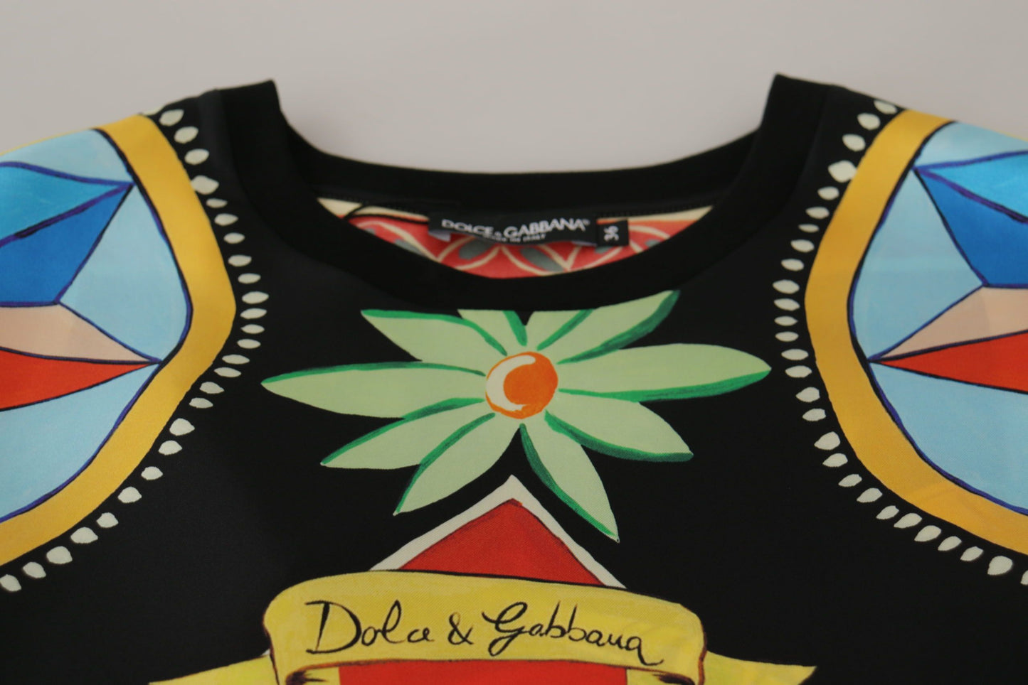 Dolce &amp; Gabbana Multicolor Soldier Carretto Silk Top T-shirt