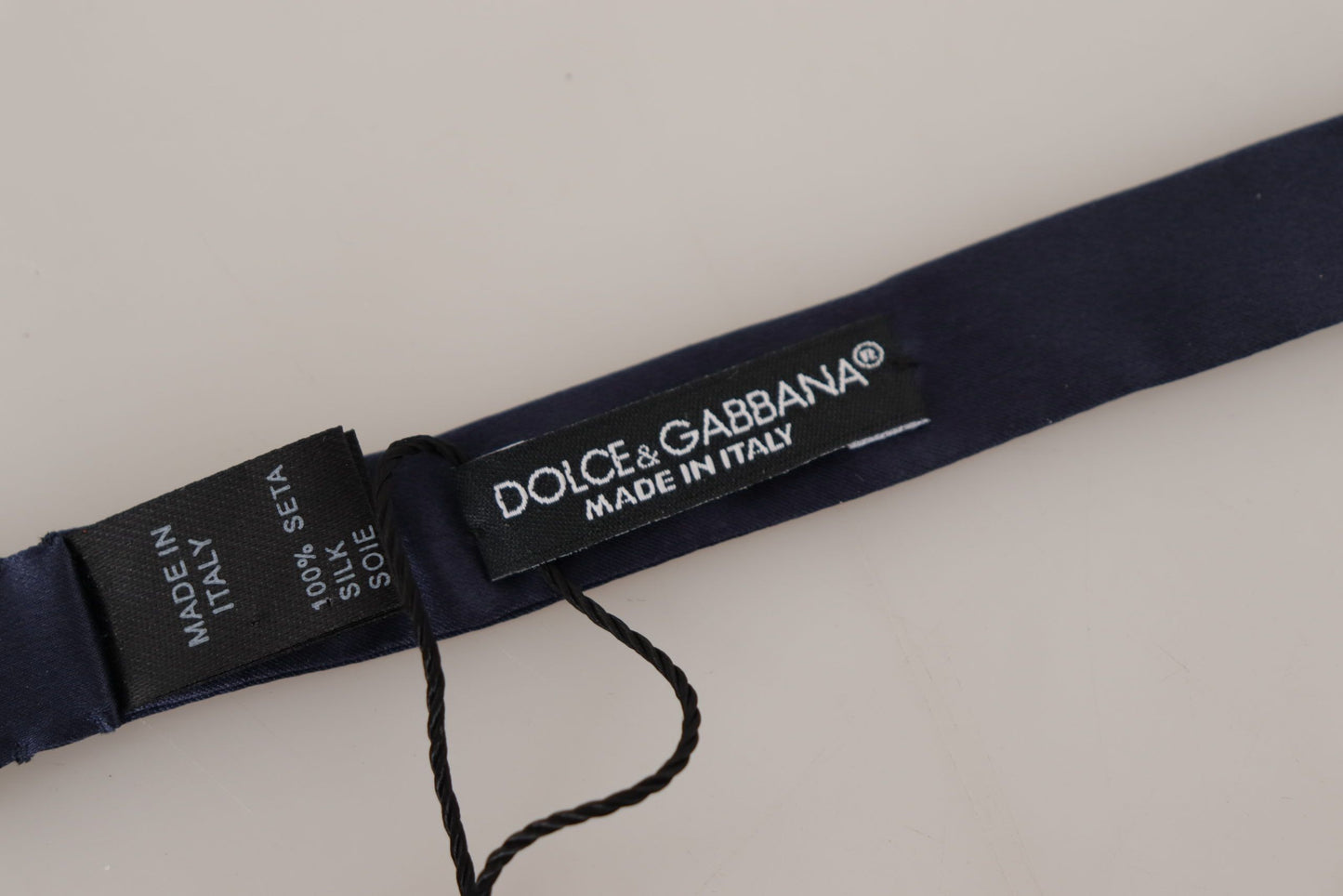 Dolce &amp; Gabbana Atemberaubende blaue Seidenfliege