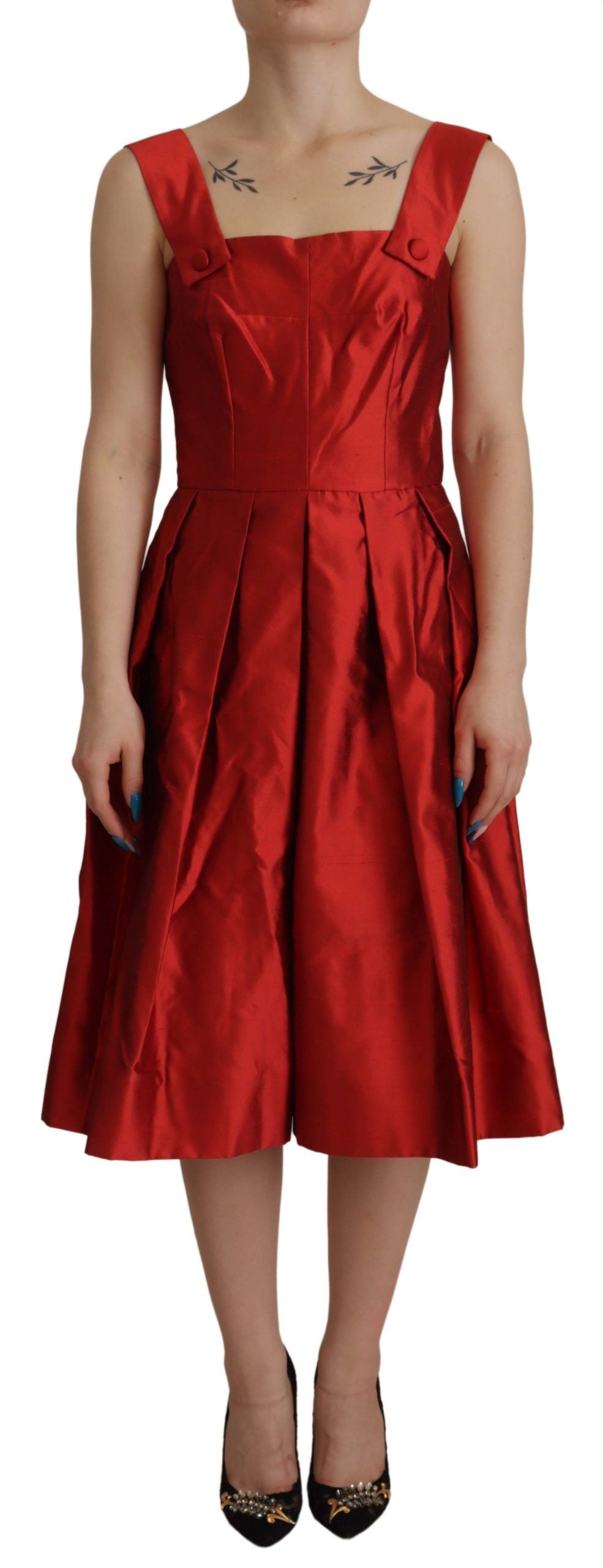 Dolce &amp; Gabbana Strahlendes rotes Seiden-Midikleid in A-Linie