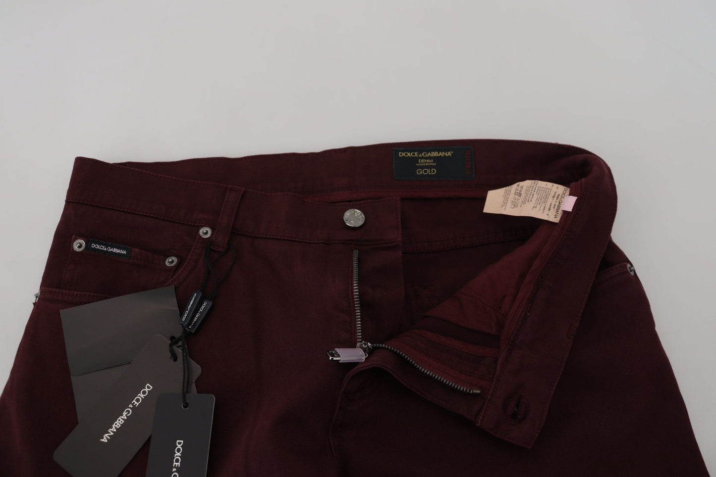 Dolce &amp; Gabbana Slim Fit Bordeaux Jeans – Italienischer Luxus