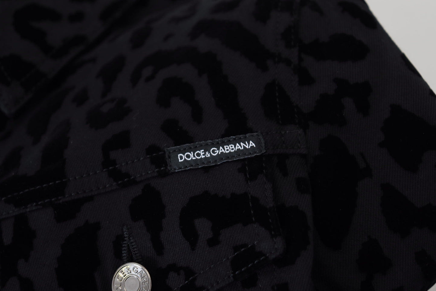 Schicke Jeansjacke mit Leopardenmuster von Dolce &amp; Gabbana