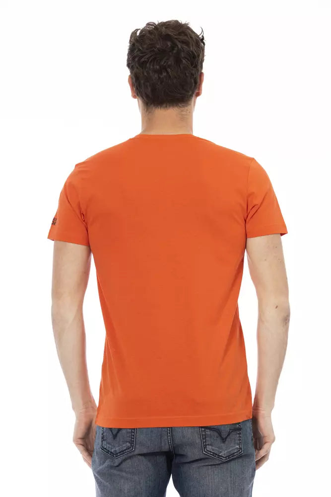 Trussardi Action T-Shirt in kräftigem Rot mit V-Ausschnitt und Aufdruck auf der Vorderseite