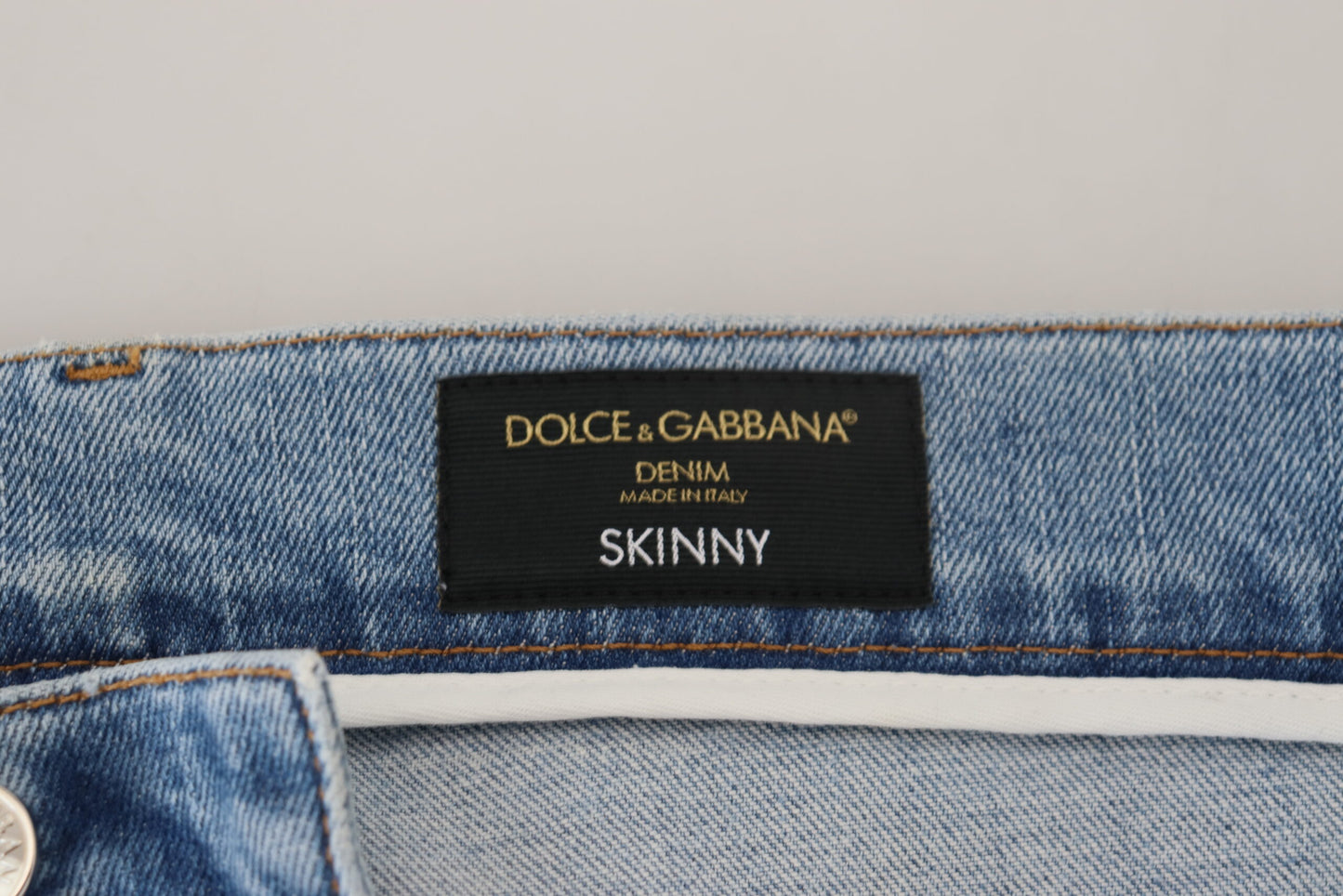 Elegante, schmal geschnittene, hellblaue Jeanshose von Dolce &amp; Gabbana