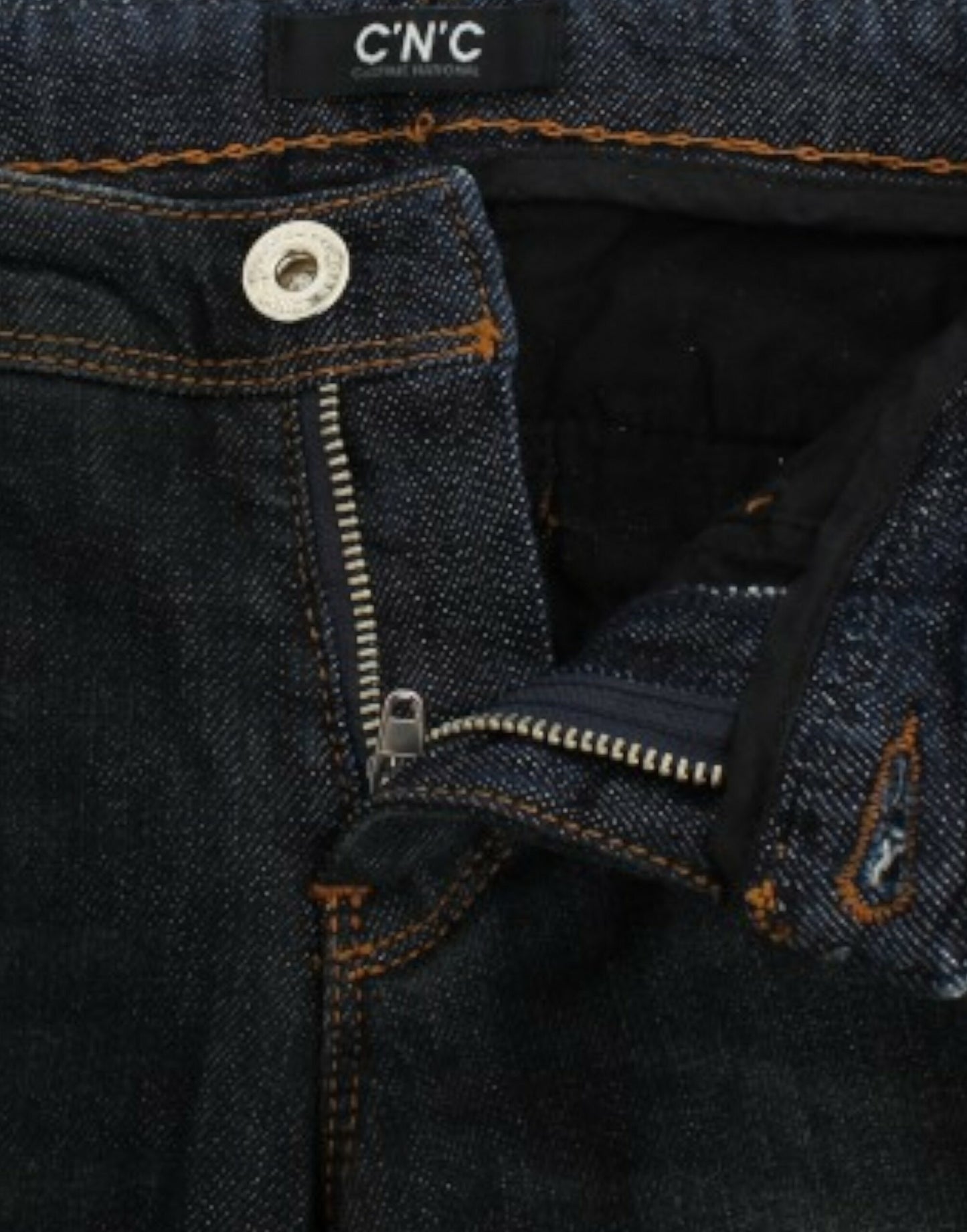 Kostüm National Chic Blue Slim Fit Denim Delight