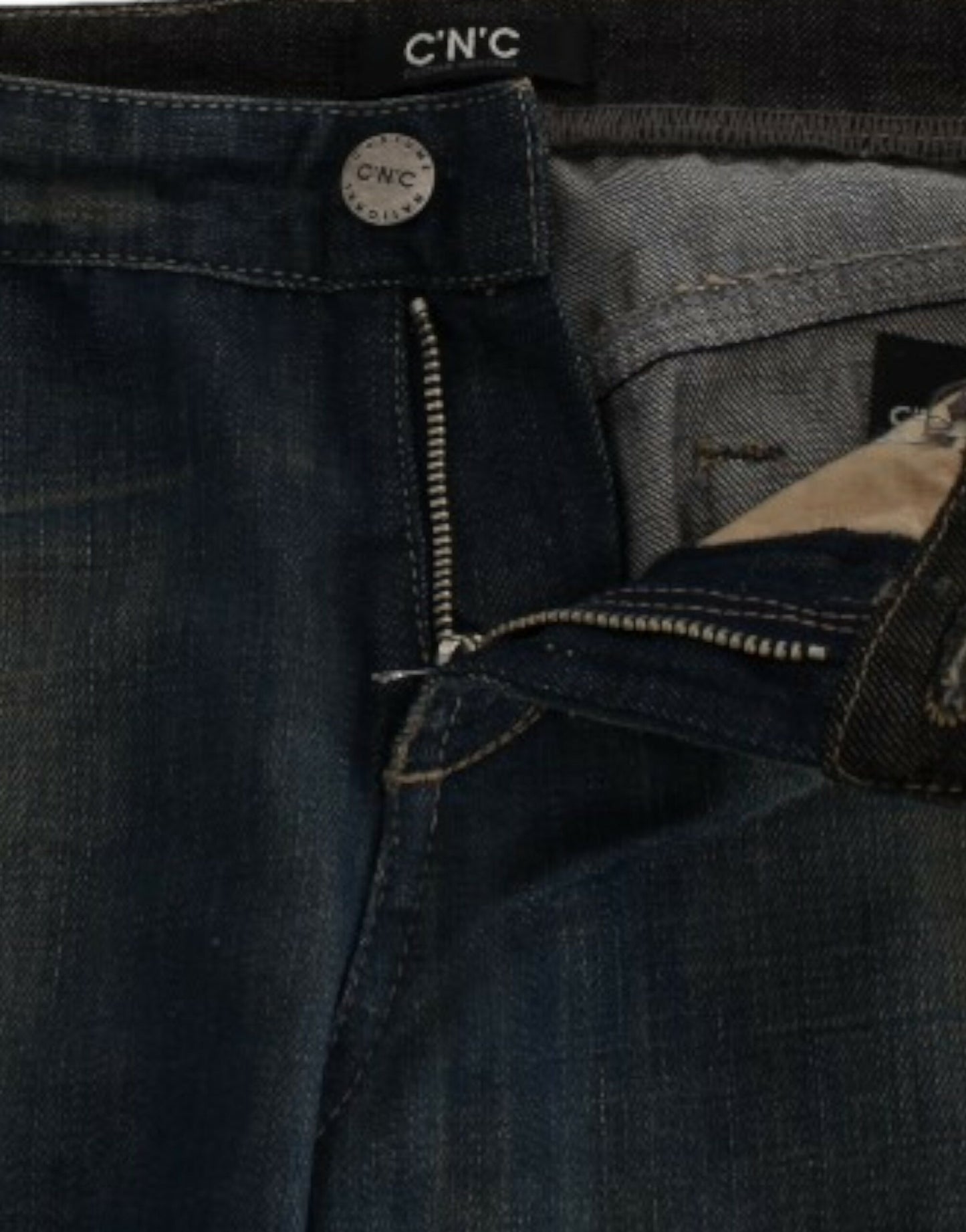 Kostüm-National-Chic-Jeans aus blauem Denim mit geradem Bein