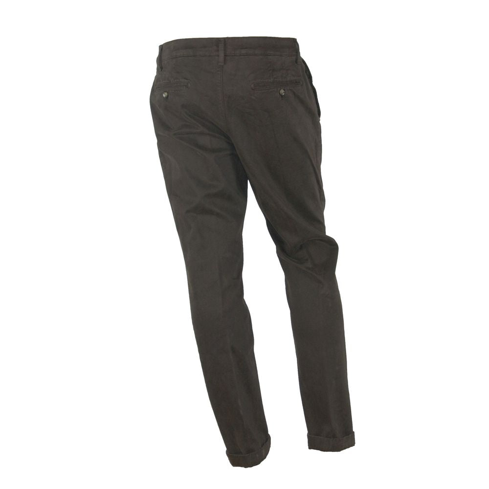 Hergestellt in Italien. Elegante braune Winterhose