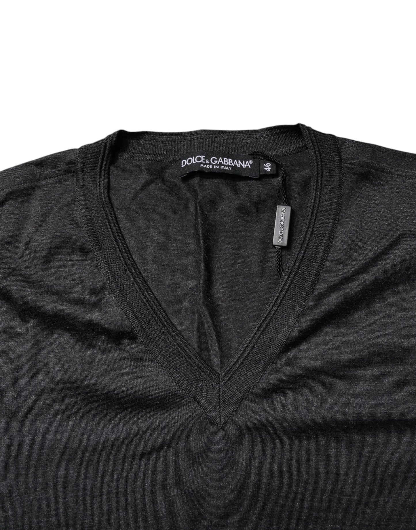 Dolce &amp; Gabbana Dunkelgraues Seiden-T-Shirt mit V-Ausschnitt und kurzen Ärmeln