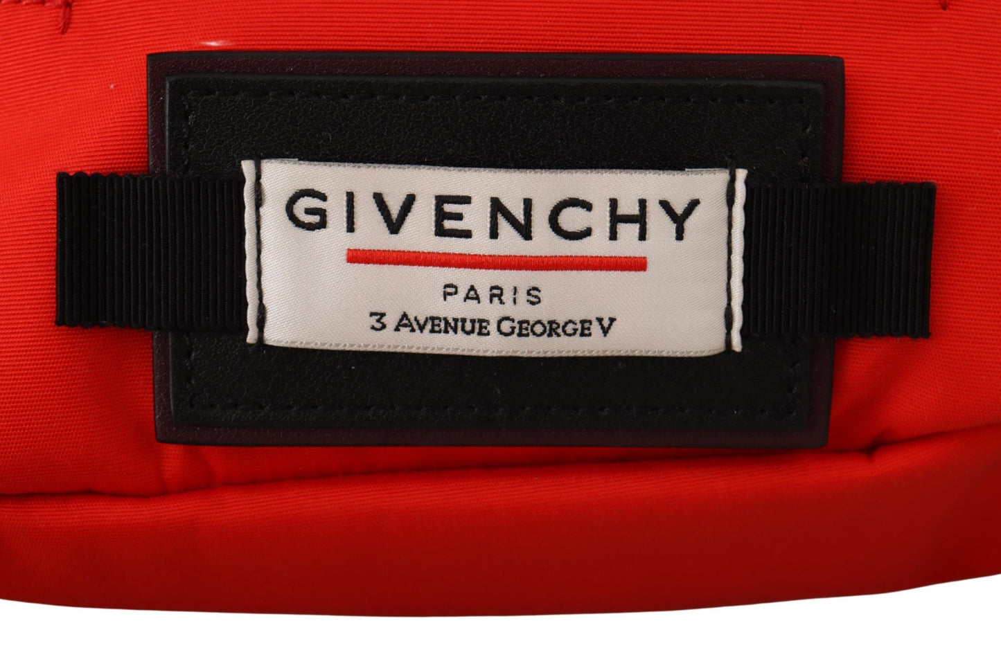 Elegante große Bauchgürteltasche von Givenchy in Rot und Schwarz