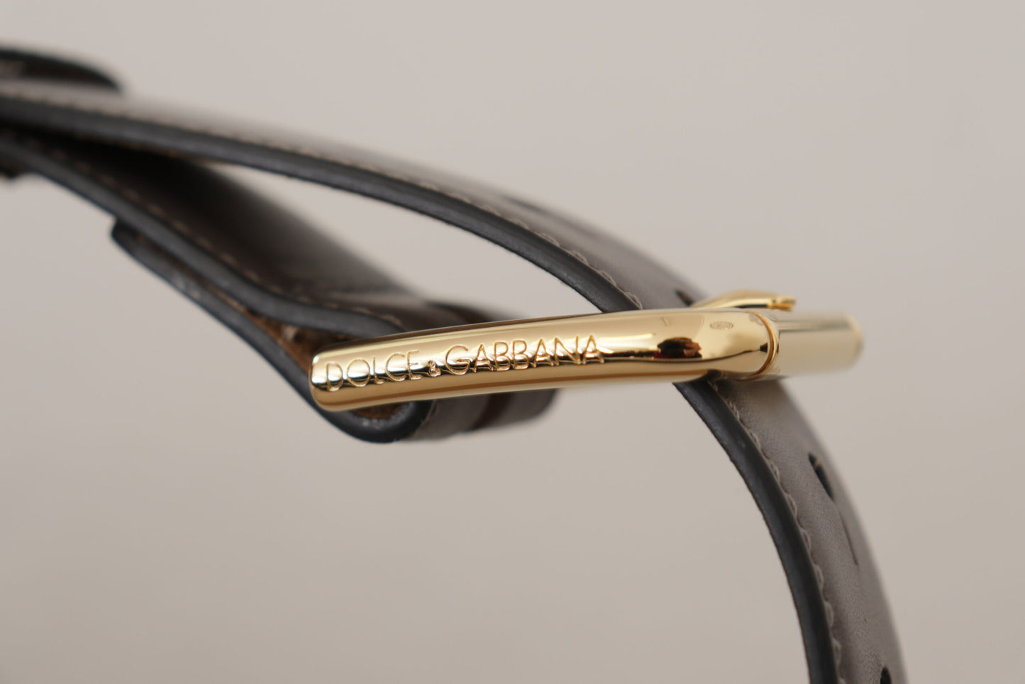 Dolce &amp; Gabbana Gray Calfskin Leather Gold Metal Logo Buckle Belt