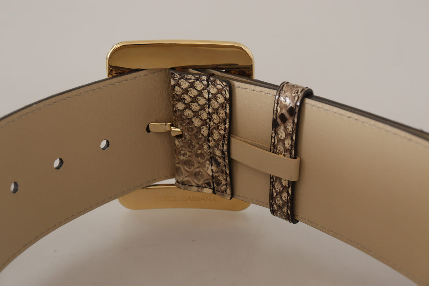 Dolce &amp; Gabbana Eleganter Ledergürtel mit gravierter Schnalle